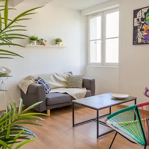 Studio avec vue - Centre ville - POP- wifi- Anatole Appartement Toulon